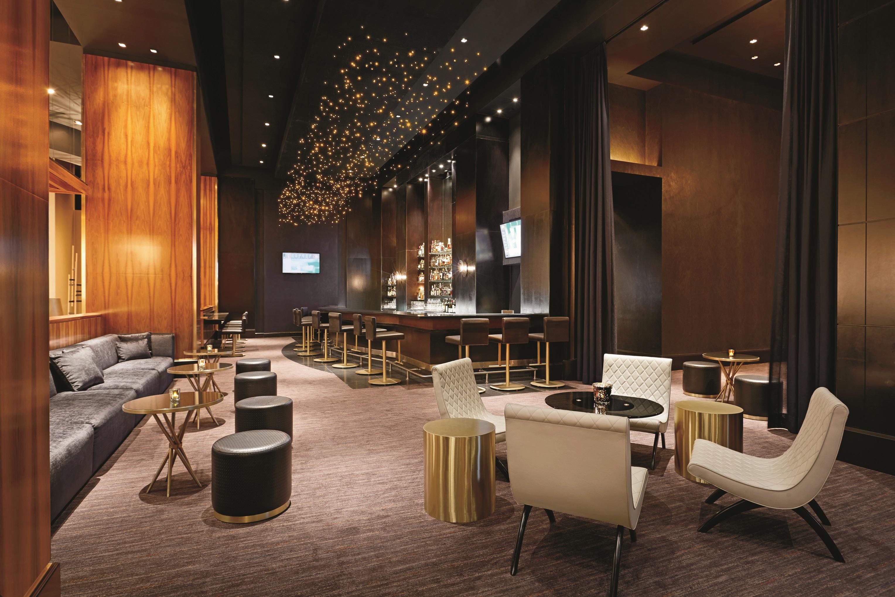 The W Las Vegas At Mandalay Bay By Suiteness Exterior photo