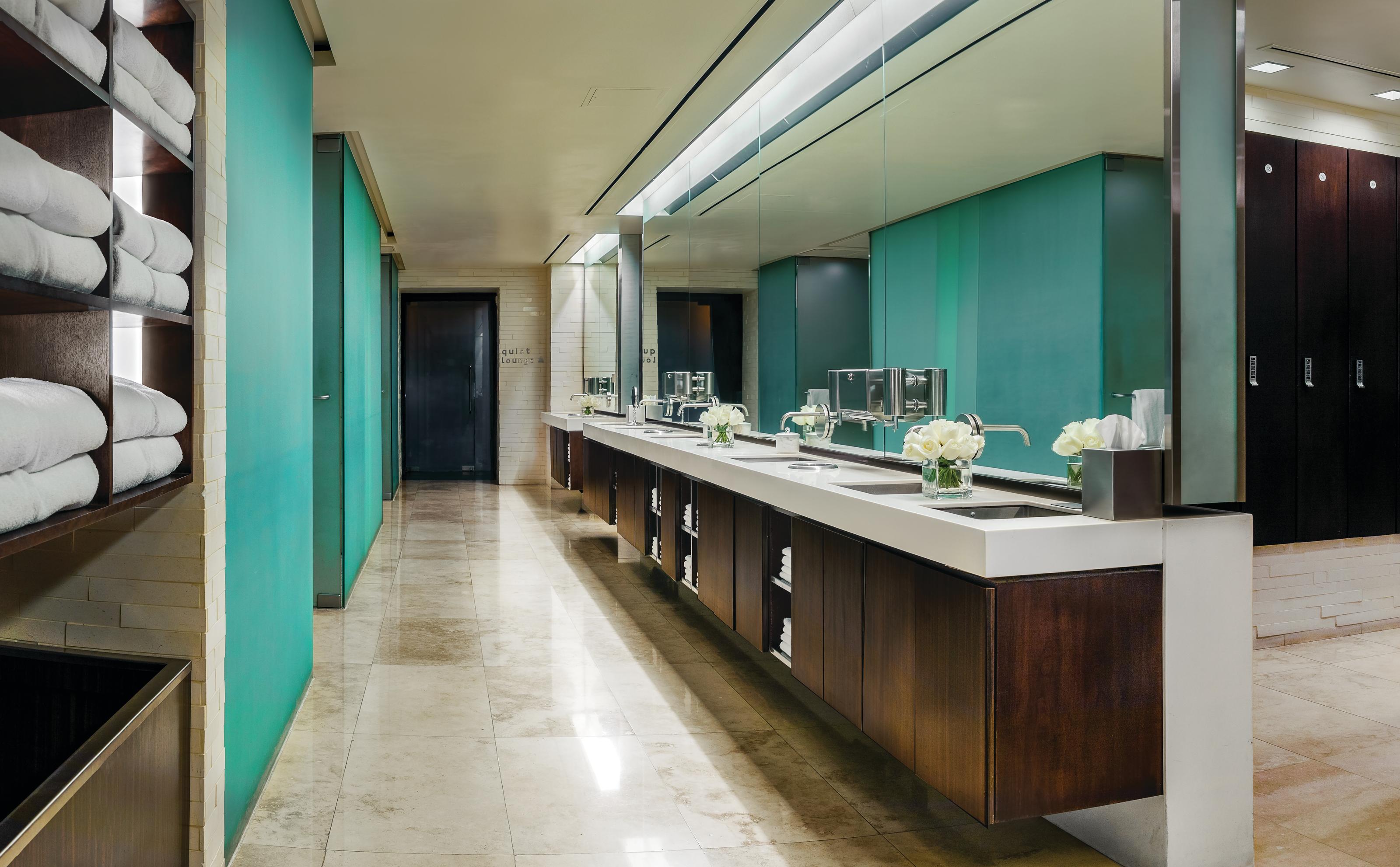The W Las Vegas At Mandalay Bay By Suiteness Exterior photo