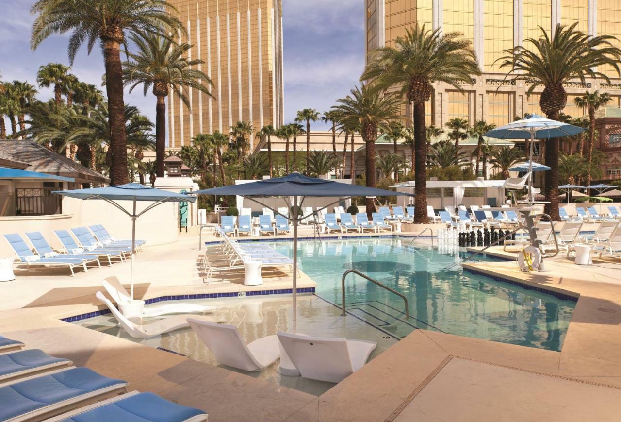 The W Las Vegas At Mandalay Bay By Suiteness Exterior photo